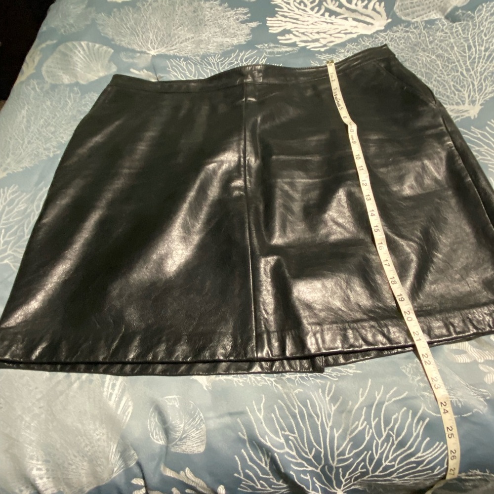 Tommy Hilfiger Black Mini Leather Skirt